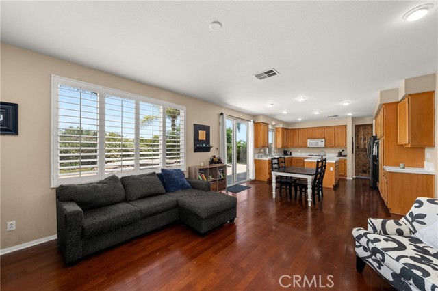 8800 Camino Limon Road, Corona CA: https://media.crmls.org/medias/280d48ce-8207-4d80-a676-d20402d25d15.jpg