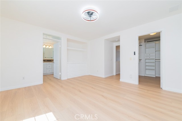 22 Arborside, Irvine CA: https://media.crmls.org/medias/280d5af8-5870-448e-9e7d-8e13ae0906c4.jpg