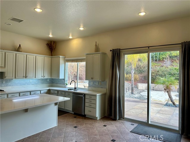 Detail Gallery Image 8 of 30 For 35952 Murano St, Murrieta,  CA 92562 - 4 Beds | 3/1 Baths