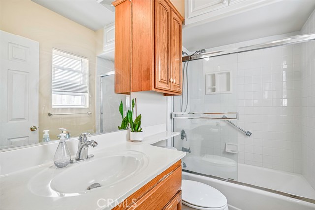 1034 Isabella Avenue, Coronado CA: https://media.crmls.org/medias/280e22ca-34e1-48cc-bf08-5b78ab2816b5.jpg