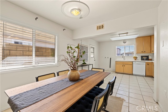 Detail Gallery Image 15 of 36 For 4722 N Fircroft, Covina,  CA 91722 - 4 Beds | 2 Baths