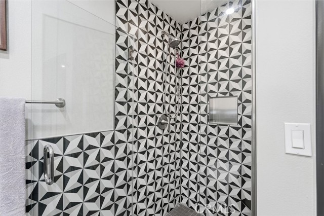 Detail Gallery Image 21 of 34 For 4415 Lime, Long Beach,  CA 90807 - 4 Beds | 3 Baths