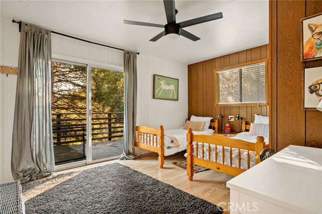 Detail Gallery Image 14 of 46 For 999 Mercury Way, Crestline,  CA 92325 - 4 Beds | 3/1 Baths