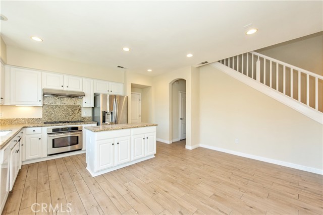 Detail Gallery Image 6 of 27 For 181 Rhapsody, Irvine,  CA 92620 - 3 Beds | 2/1 Baths