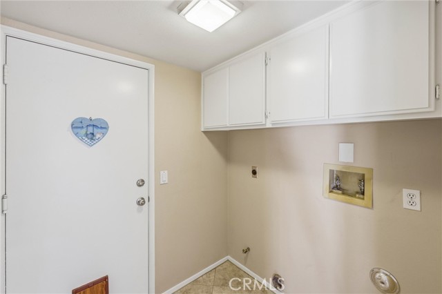 Detail Gallery Image 13 of 25 For 2000 Citrus Wood Ln, Riverside,  CA 92503 - 4 Beds | 3 Baths