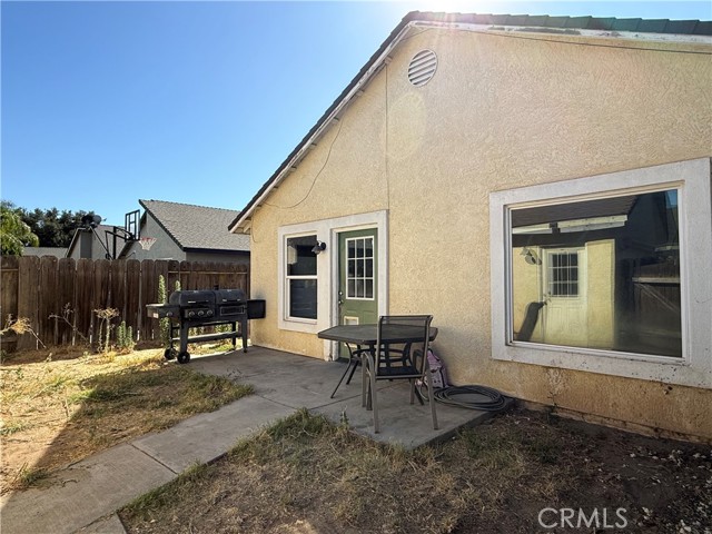 708 Vista Del Rey Drive, Atwater CA: https://media.crmls.org/medias/280ff422-1f59-4e3c-8003-c2e382f4b196.jpg
