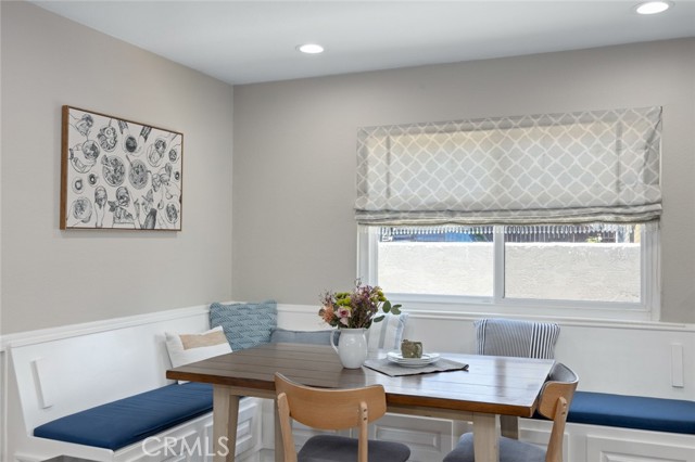 Detail Gallery Image 13 of 42 For 2211 Farrell Ave #B,  Redondo Beach,  CA 90278 - 3 Beds | 2/1 Baths