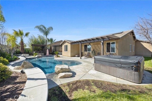 Detail Gallery Image 5 of 55 For 10407 Revere Beach, Bakersfield,  CA 93314 - 4 Beds | 2 Baths