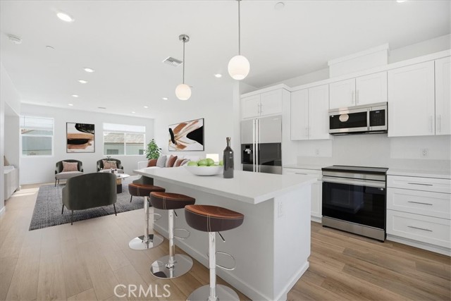 Detail Gallery Image 12 of 37 For 9331 via Azul, Pico Rivera,  CA 90660 - 3 Beds | 2/1 Baths