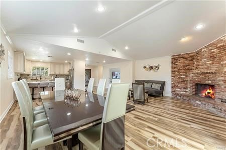 Detail Gallery Image 8 of 30 For 7922 Ducor Ave, West Hills,  CA 91304 - 3 Beds | 3 Baths
