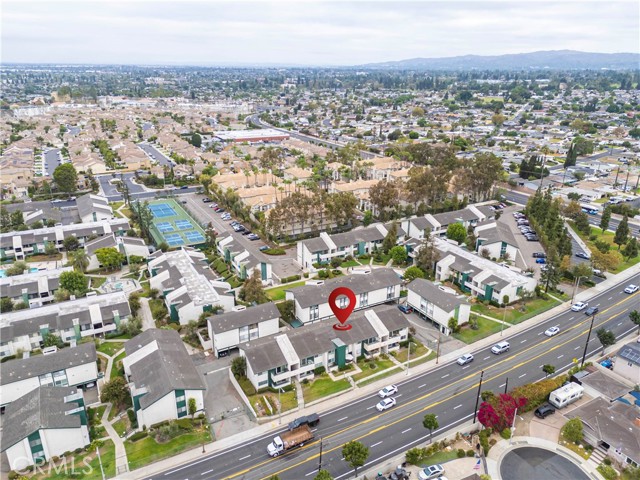15225 Santa Gertrudes Avenue, La Mirada CA: https://media.crmls.org/medias/28138919-6a86-4068-880c-2034682e9993.jpg