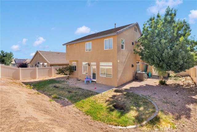 8846 Tamarisk Avenue, Hesperia CA: https://media.crmls.org/medias/281499c1-c2c2-4f7c-adc5-dbf9469d0b47.jpg