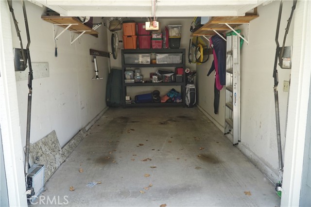 7262 Yellowtail Dr, Huntington Beach CA: https://media.crmls.org/medias/2814dcbe-8ffa-4907-884f-1b1e40b748c4.jpg