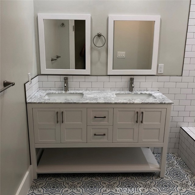 Detail Gallery Image 23 of 62 For 5106 Crenshaw Bld, Los Angeles,  CA 90043 - 4 Beds | 3 Baths