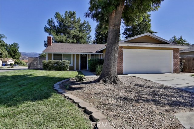 4695 Lakewood Dr, San Bernardino, CA 92407