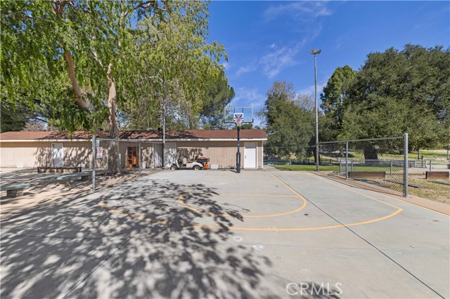 Detail Gallery Image 40 of 41 For 19160 Avenue of the Oaks #B,  Newhall,  CA 91321 - 2 Beds | 1 Baths