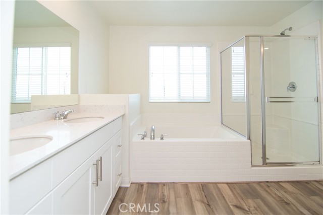 Detail Gallery Image 12 of 18 For 1592 Redwoods Dr, Upland,  CA 91784 - 3 Beds | 2/1 Baths