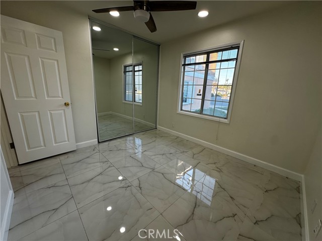 Detail Gallery Image 9 of 29 For 17475 Santa Lucia, Fountain Valley,  CA 92708 - 5 Beds | 3 Baths