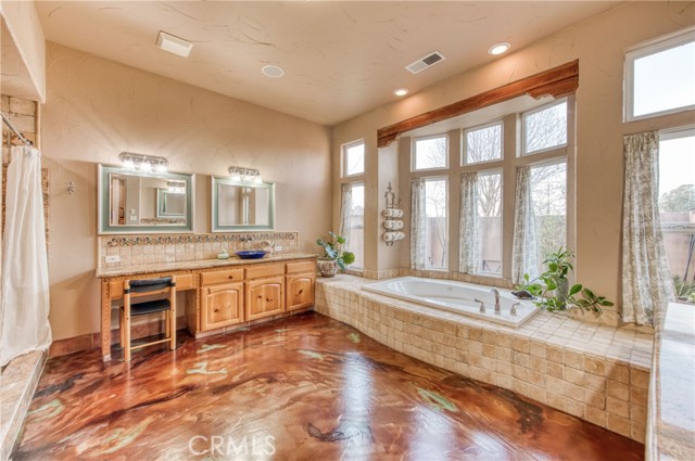 Detail Gallery Image 19 of 51 For 17433 El Dorado, Madera,  CA 93636 - 4 Beds | 3 Baths