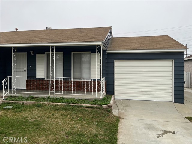 Detail Gallery Image 6 of 21 For 10341 Karmont, South Gate,  CA 90280 - 2 Beds | 1 Baths