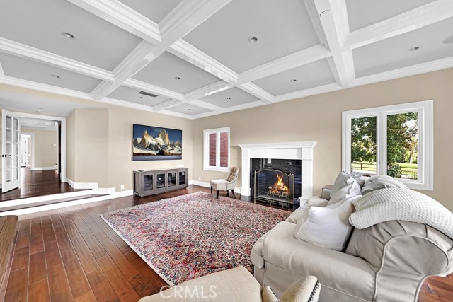 Detail Gallery Image 21 of 71 For 1962 Lower Lake Dr, North Tustin,  CA 92705 - 6 Beds | 7/1 Baths