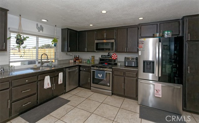 Detail Gallery Image 23 of 39 For 16656 Nawakwa Rd, Apple Valley,  CA 92307 - 3 Beds | 2 Baths