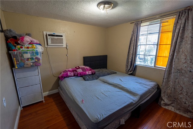 Detail Gallery Image 14 of 26 For 3895 Twining, Jurupa Valley,  CA 92509 - 3 Beds | 1 Baths