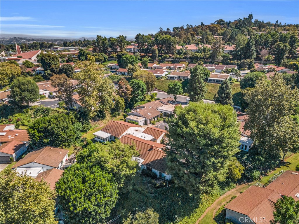 https://media.crmls.org/medias/281b46cd-ce05-41b3-9c67-a0343a64be40.jpg?preset=X-Large