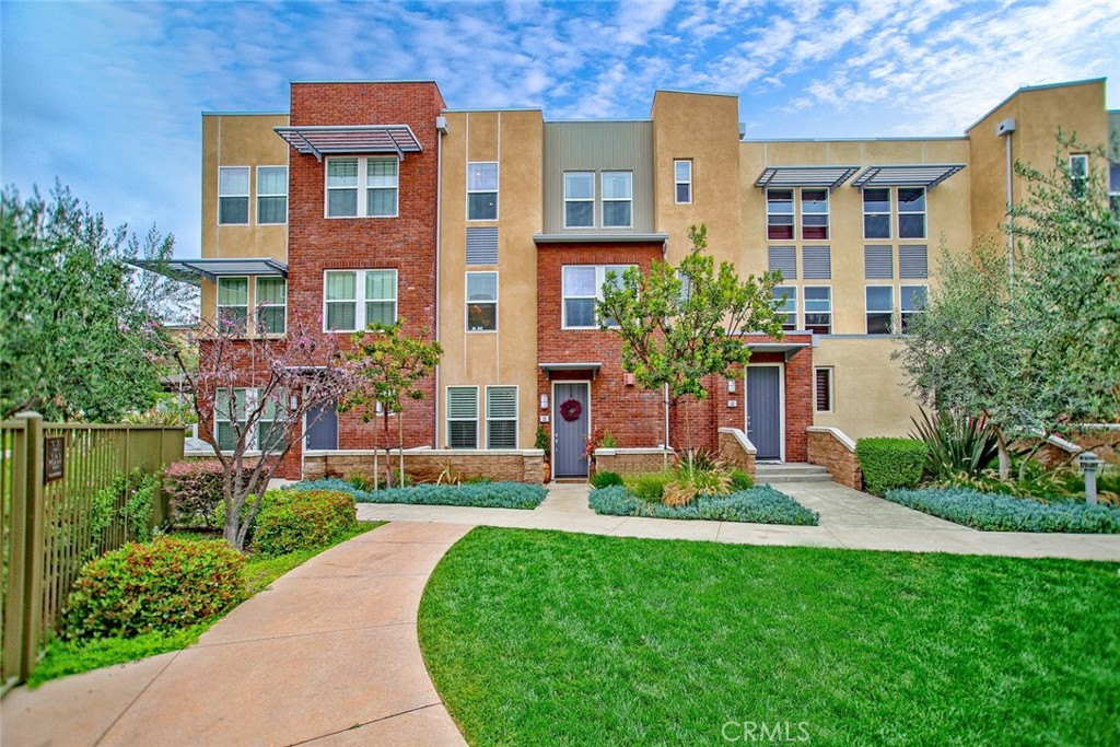12 Citadel Drive #DR204