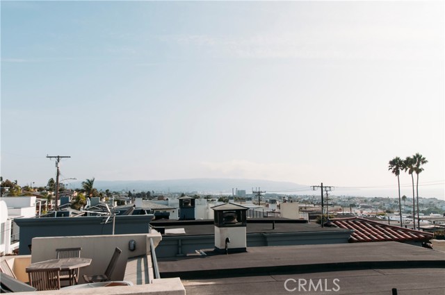 Detail Gallery Image 19 of 36 For 809 20th St, Hermosa Beach,  CA 90254 - 4 Beds | 3/1 Baths