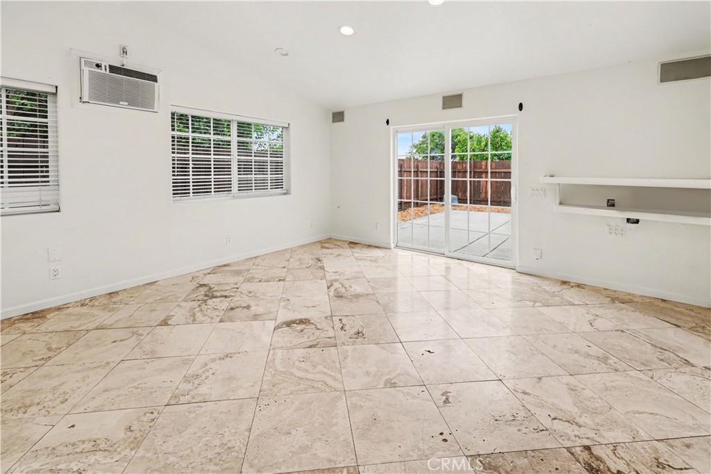 4758 Mount Saint Helens Way - photo 13