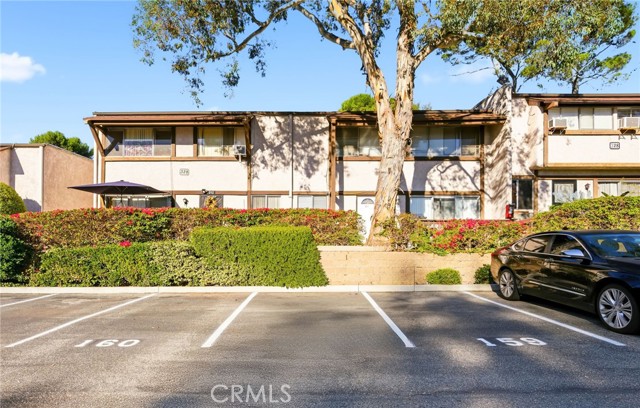 318 S Miraleste Drive, San Pedro CA: https://media.crmls.org/medias/281dec36-66f8-4a55-ac72-eee636360338.jpg