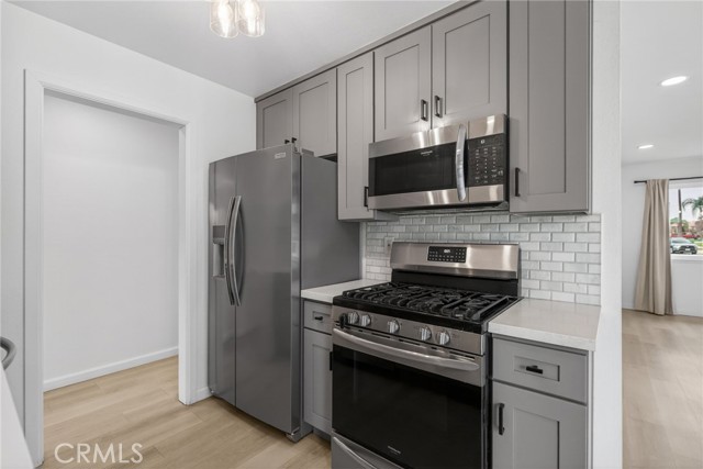 Detail Gallery Image 17 of 35 For 7579 Fennel Rd, Rancho Cucamonga,  CA 91739 - 3 Beds | 2 Baths