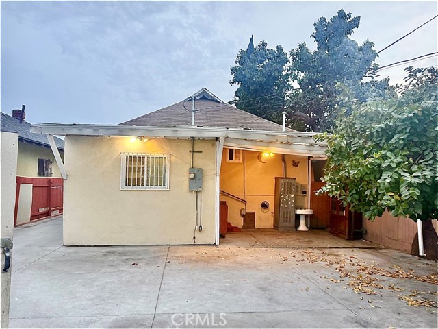 Detail Gallery Image 30 of 37 For 2129 30th W 30th, Los Angeles,  CA 90018 - 4 Beds | 1 Baths