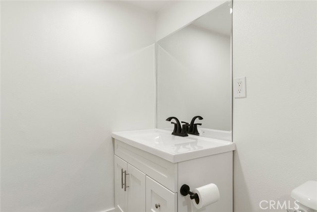 Detail Gallery Image 21 of 43 For 818 W 11th St, Pomona,  CA 91766 - 2 Beds | 2 Baths