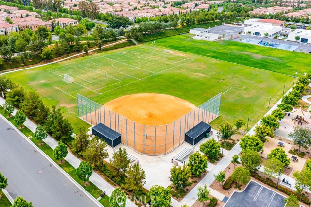 126 Baja, Irvine CA: https://media.crmls.org/medias/282370de-9ca4-4878-9f78-96c3015bea65.jpg