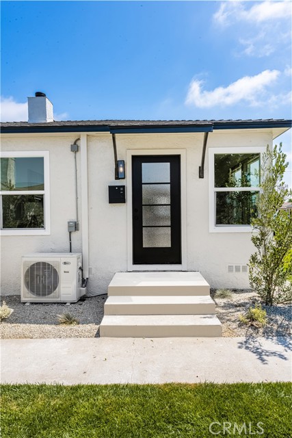 Detail Gallery Image 3 of 65 For 2510 Termino Ave, Long Beach,  CA 90815 - – Beds | – Baths