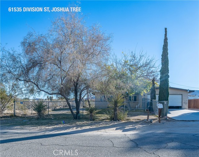 Detail Gallery Image 1 of 15 For 61535 Division St, Joshua Tree,  CA 92252 - – Beds | – Baths