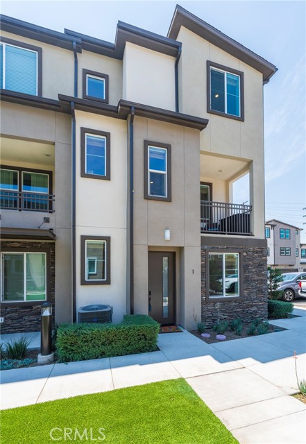11751 Florence Avenue, Santa Fe Springs CA: https://media.crmls.org/medias/28247299-80ef-4f1b-ab3e-187481e51b5a.jpg