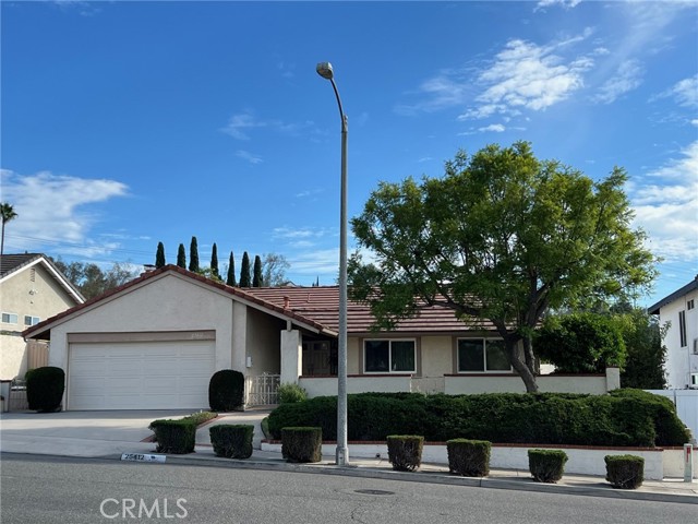 Detail Gallery Image 1 of 3 For 25412 Grissom Rd, Laguna Hills,  CA 92653 - 4 Beds | 2 Baths