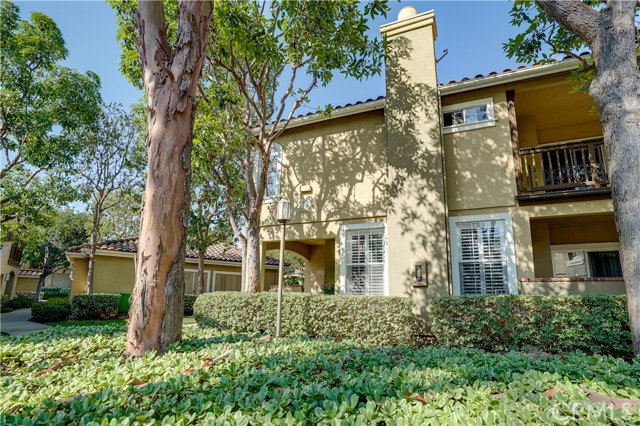 234 Gallery Way, Tustin CA: https://media.crmls.org/medias/282632aa-ed6f-49f6-9290-462f793ca7c3.jpg