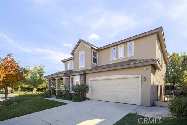 Detail Gallery Image 4 of 43 For 23806 Mission Puebla, Valencia,  CA 91354 - 5 Beds | 3/1 Baths