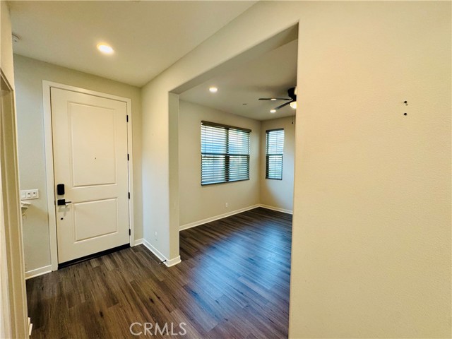 7457 Channel View Street, Chino CA: https://media.crmls.org/medias/28273657-1c19-49e5-9c59-5e1bafab4afb.jpg