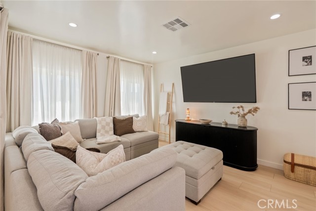 Detail Gallery Image 9 of 37 For 13927 Flatbush, Norwalk,  CA 90650 - 2 Beds | 1 Baths