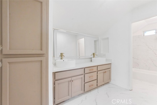 Detail Gallery Image 20 of 35 For 454 Oakwood Dr, Los Banos,  CA 93635 - 4 Beds | 2/1 Baths