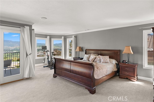 Detail Gallery Image 33 of 47 For 5330 Crescent Dr, Yorba Linda,  CA 92887 - 5 Beds | 2/1 Baths