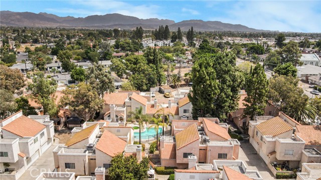 14383 Nordhoff Street, Panorama City CA: https://media.crmls.org/medias/282ce903-d96f-4b2f-82be-19077cecd663.jpg