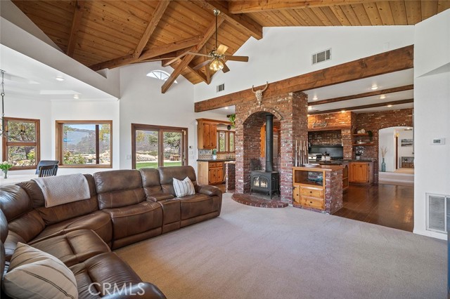 Detail Gallery Image 14 of 64 For 19750 Avenida Rosella, Murrieta,  CA 92562 - 5 Beds | 4 Baths