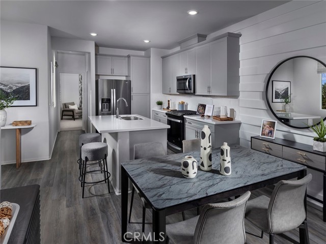 Detail Gallery Image 5 of 13 For 509 Lotus Dr, San Marcos,  CA 92069 - 3 Beds | 3 Baths