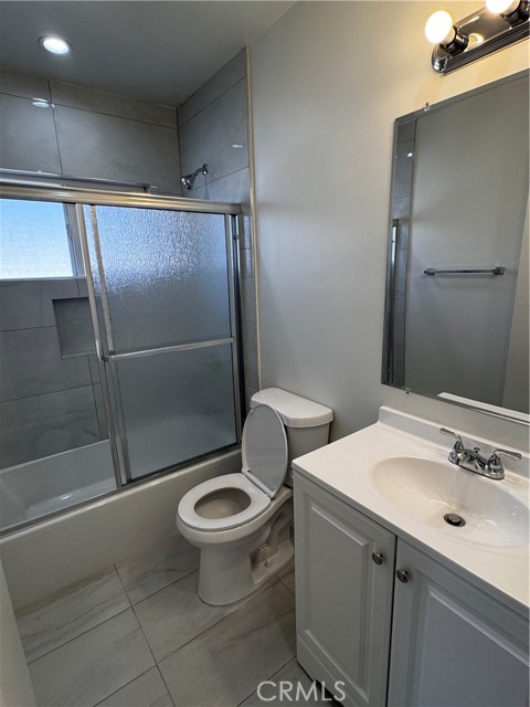 Detail Gallery Image 6 of 17 For 1357 Orange Grove Ave a,  Glendale,  CA 91205 - 2 Beds | 1 Baths